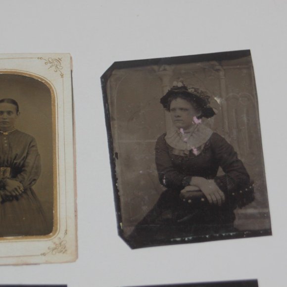 Antique Victorian 1800s Era Tintype Tin Type Photograph Photos WOMEN - Lot of 6 - Picture 4 of 5